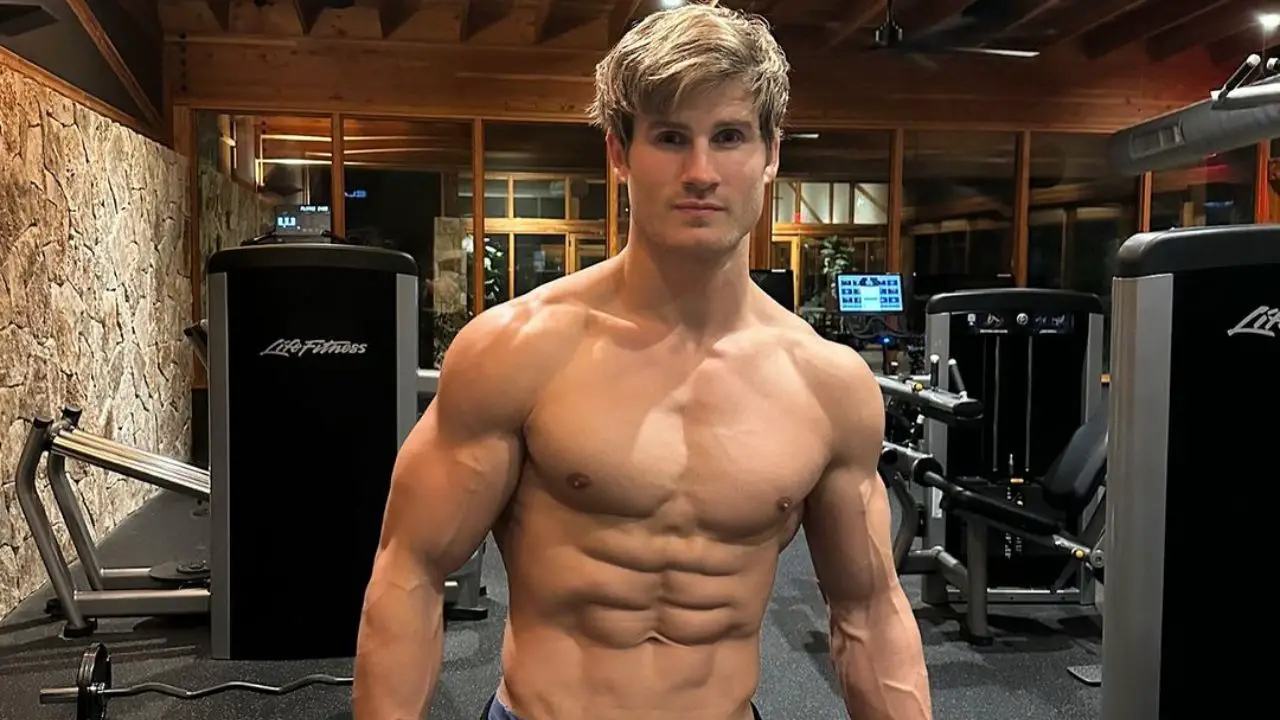 Sage Northcutt abs